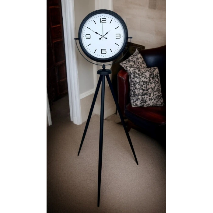 Black Balance Tripod Ayaklı Saat