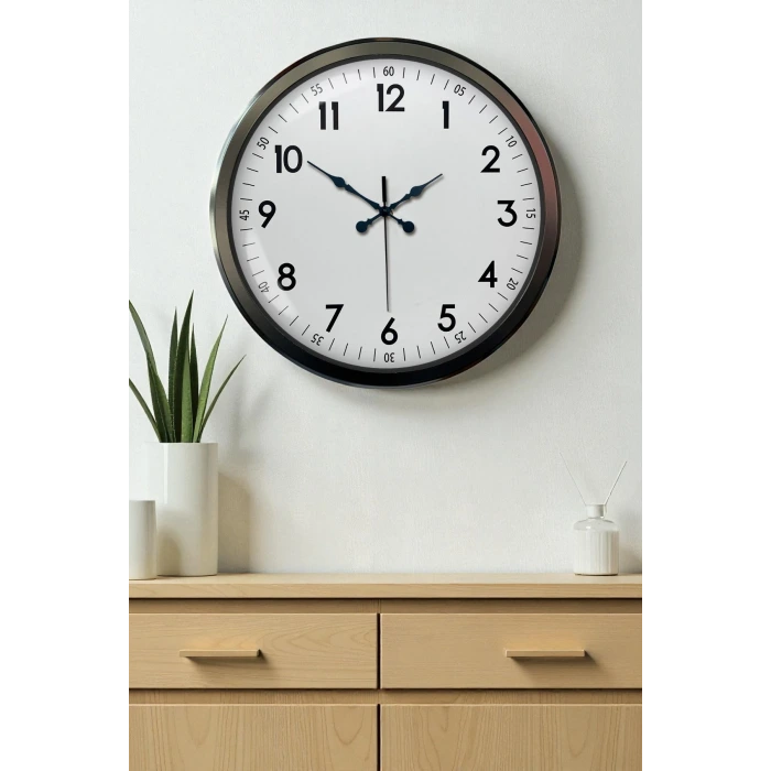 Black Classic 52 Cm Metal Modern Ve Şık Duvar Saati