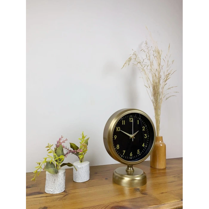 Eskitme Metal Tokyo Masa Saati 25×20 cm