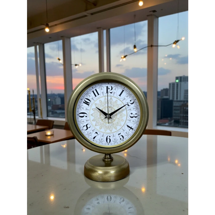 Eskitme Motifli 25 x 20 Cm Metal Masa Saati