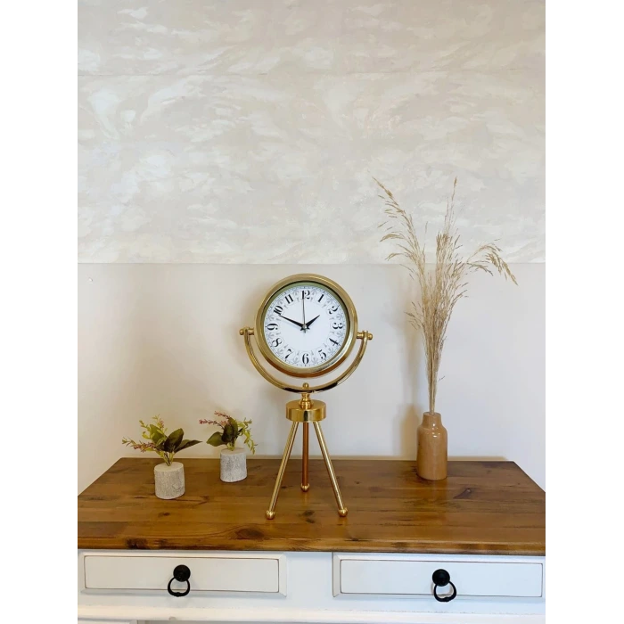 Gold Metal Mini Tripod Desenli Masa Saati 45×26 cm