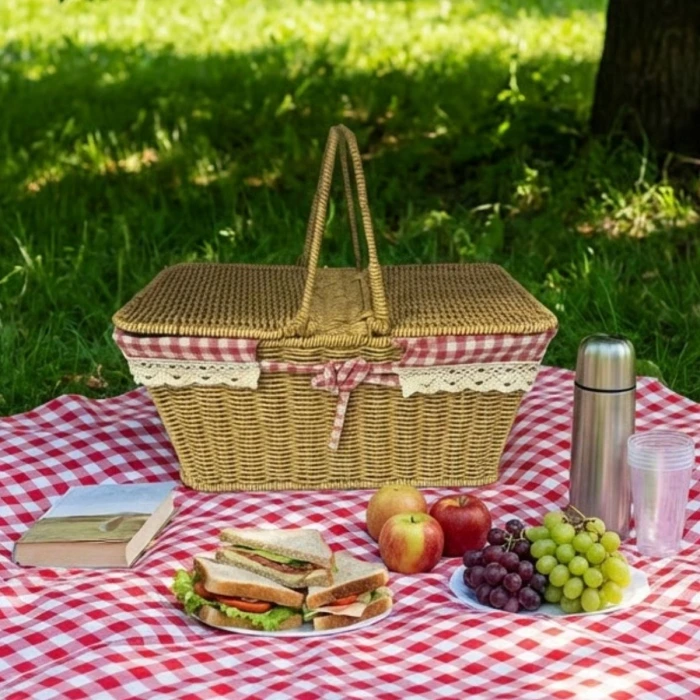 İpek Yıldızı® 2 Kapaklı Dikdörtgen Plastik Rattan Piknik Sepeti – Doğal Hasır Görünümlü Çok Amaçlı Piknik, Plaj ve Bahçe Sepeti