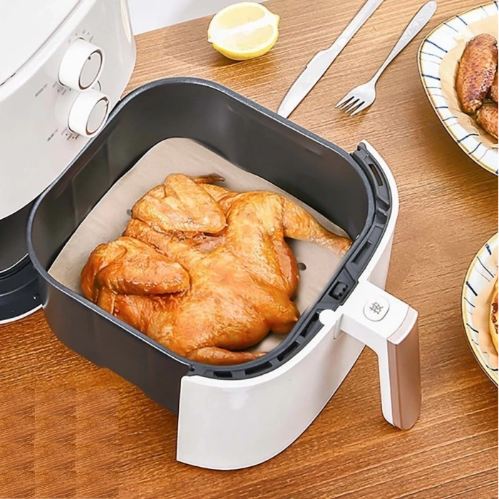 İpek Yıldızı® 250 Adet Air Fryer Pişirme Kağıdı Tek Kullanımlık Hava Fritöz Yağ Geçirmez Yapışmaz Gıda Pişirme Kağıdı Delikli Kare Model