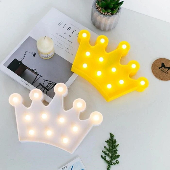 İpek Yıldızı® 3D Dekoratif Pilli Kraliçe Tacı Model Led Masa ve Gece Lambası