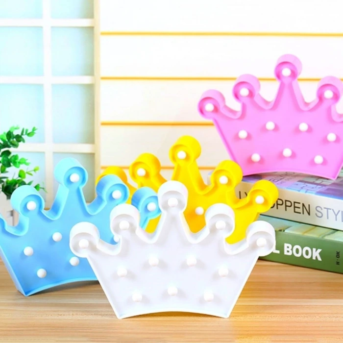 İpek Yıldızı® 3D Dekoratif Pilli Kraliçe Tacı Model Led Masa ve Gece Lambası