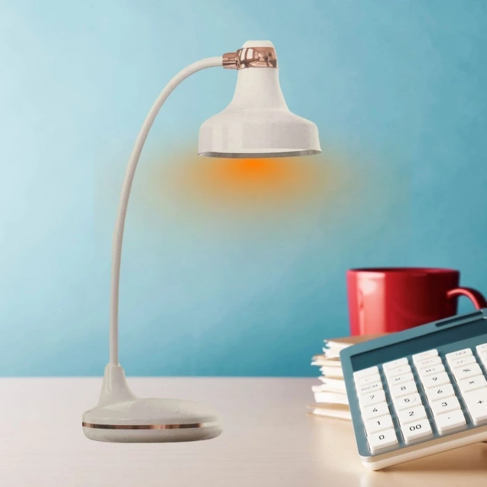 İpek Yıldızı® Dokunmatik 3 Farklı LED Işıklı Çalışma Masası Üstü Lamba