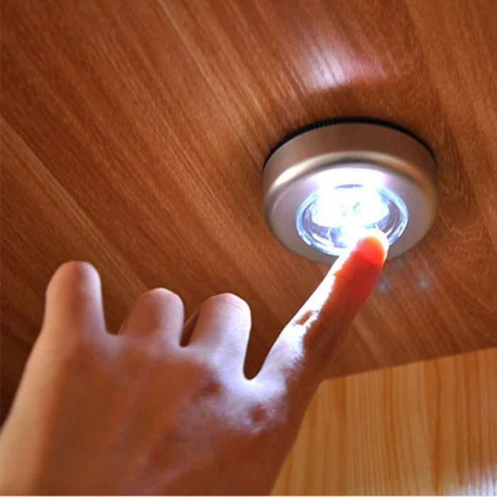 İpek Yıldızı® Kablosuz Spot Pilli Dokunmatik Led Lamba 3 Ledli Dolap Lambası