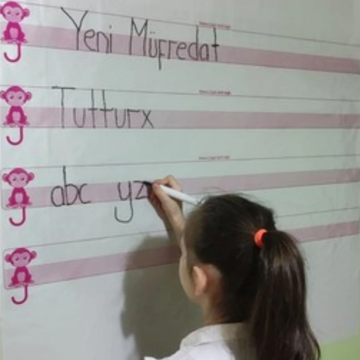 İpek Yıldızı® Kılavuz Çizgili Akıllı Kağıt Yazı Tahtası Duvarda İz Bırakmaz Statik Yeni Müfredata Uygun 100x56cm