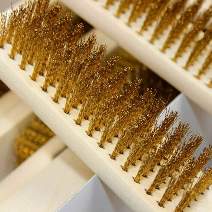 İpek Yıldızı® Metal Telli Fırça Ahşap Saplı Pas Kir Sökme Temizleme Fırçası