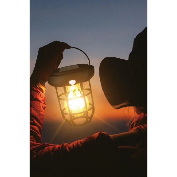 İpek Yıldızı® Solar Kamp Feneri – Güneş Enerjili, Otomatik Şarj ve Gece Işığı, Taşınabilir ve Asılabilir LED Dış Mekan Lamba