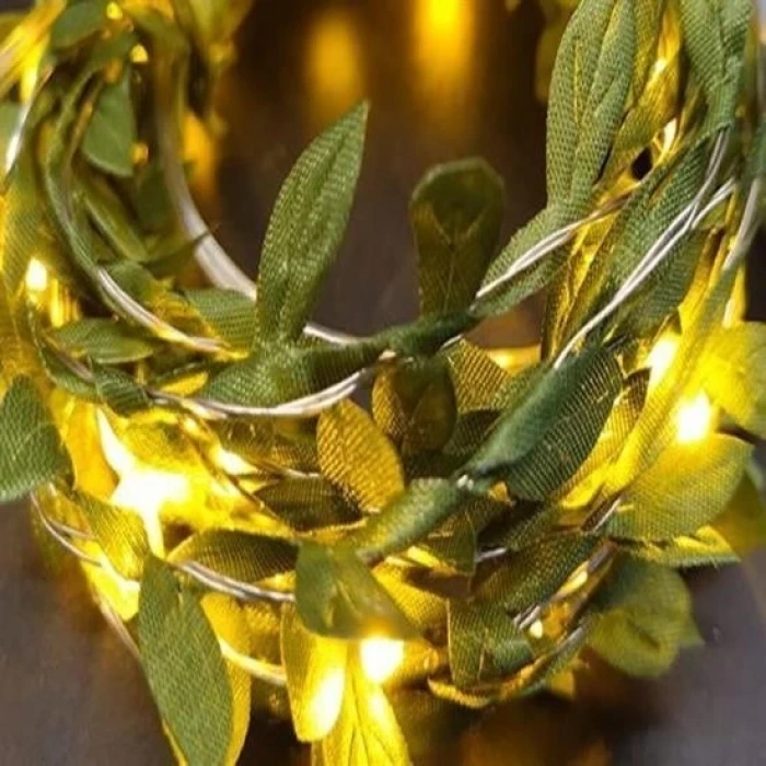 İpek Yıldızı® Yapraklı Dekorlu3 Metre Peri Led Pilli Işık Yılbaşı Aydınlatma