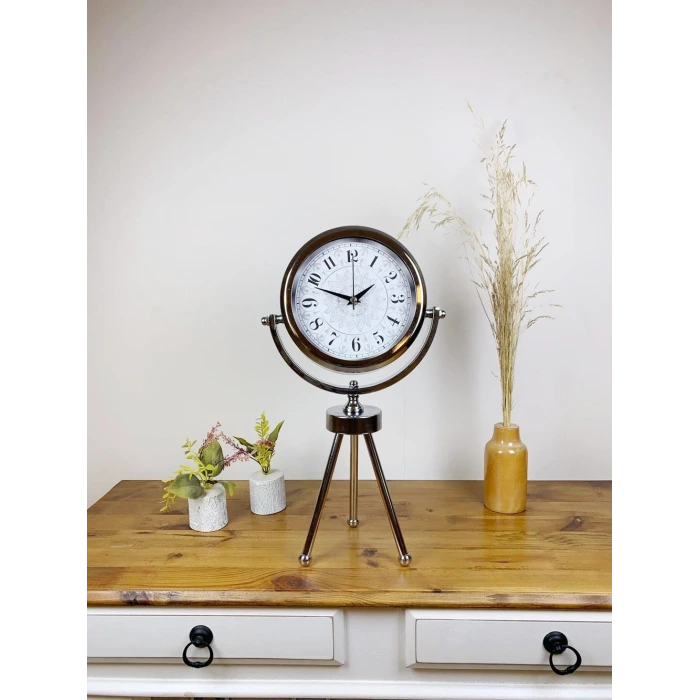 Krom Metal Mini Tripod Çini Desen Masa Saati 45×26 cm