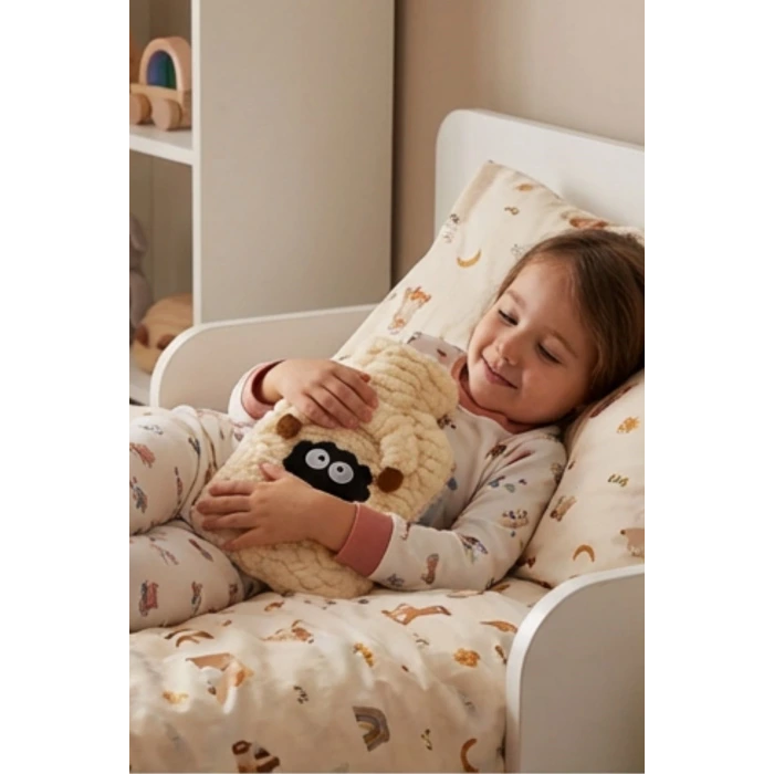 Kuzucuk Figürlü Peluş Sıcak Su Torbası 1 Lt – Yumuşak Kılıf, Uzun Süre Sıcak Tutan Termal Su Torbası