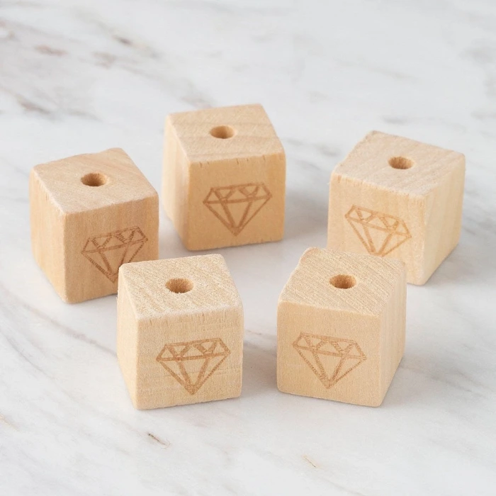 Loren 5 Adet Pırlanta Figürlü Kare Boncuk