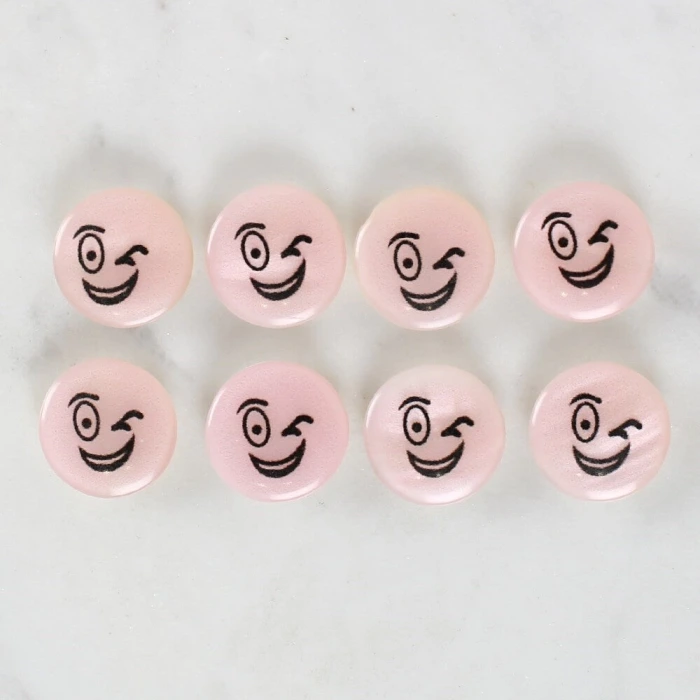 Loren Crafts 8li Gülen Yüz Düğme - 1024