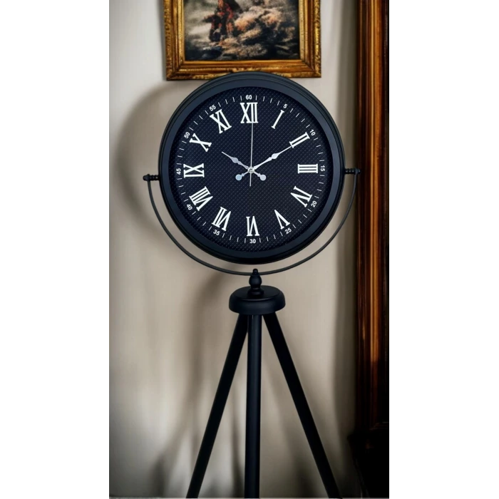 Midnight Black Tripod Ayaklı Saat