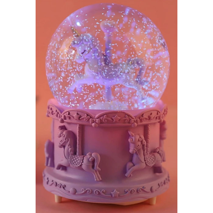 Pilli Işıklı Müzikli Kar Küresi–At Figürlü Eğlenceli Masaüstü Biblo, LED Aydınlatmalı Dekoratif Hediyelik Kar Küresi