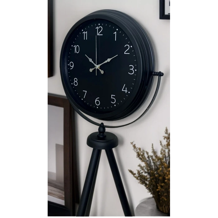 Sade Siyah Tripod Ayaklı Saat