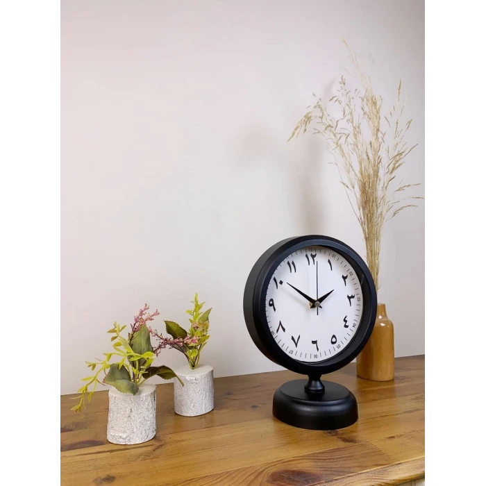 Siyah Metal Farsça Masa Saati 25×20 cm