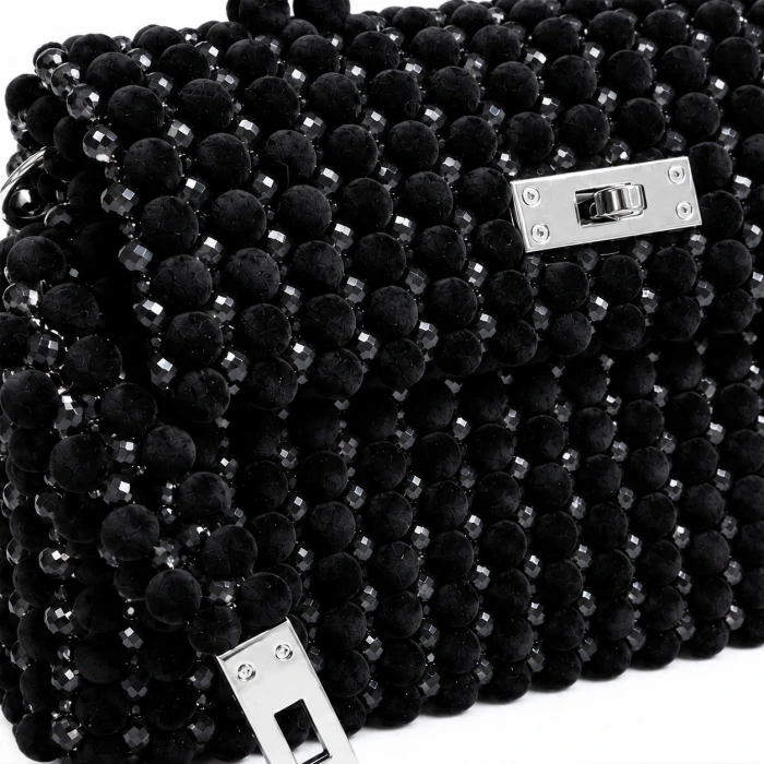Velis Ebony