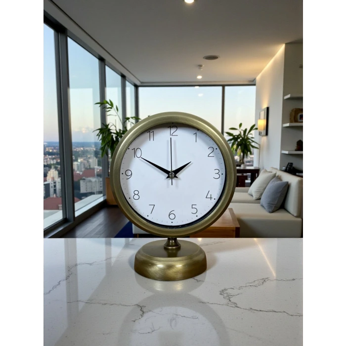 Vintage 25 x 20 Cm Sade Metal Masa Saati