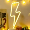 İpek Yıldızı® Dekoratif Şimşek Şeklinde Pilli Neon Led Lamba Süs Masa Lambası