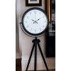 Pure Black Tripod Ayaklı Saat