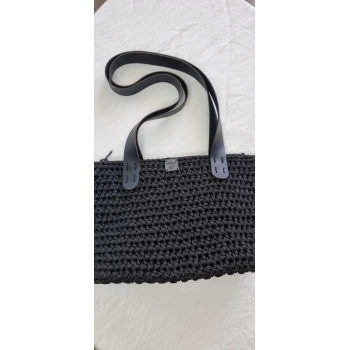 El Yapımı Siyah Örgü Şık Kadın Çantası – İpekyıldızı