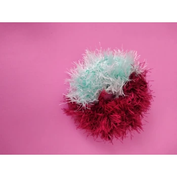 El Yapımı Saçaklı Kırmızı Mavi Saç Tokası – İpekyıldızı