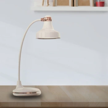 İpek Yıldızı® Dokunmatik 3 Farklı LED Işıklı Çalışma Masası Üstü Lamba
