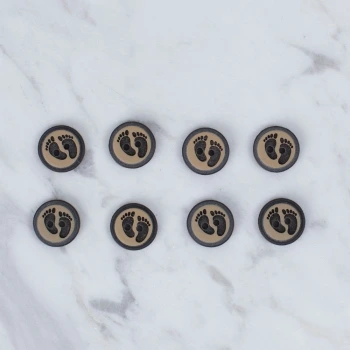 Loren Crafts 8 li Ayak İzi Şekilli Düğme - 0016