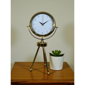 Luxe Glow Gold Üç Ayaklı Metal Masa Saati