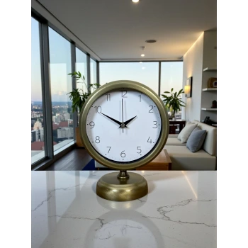 Vintage 25 x 20 Cm Sade Metal Masa Saati