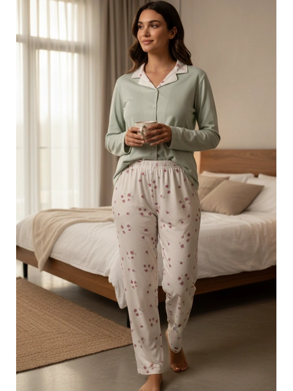 Kadın Çağla Yeşili Çiçek Desenli Düğmeli Yaka Pijama Takımı