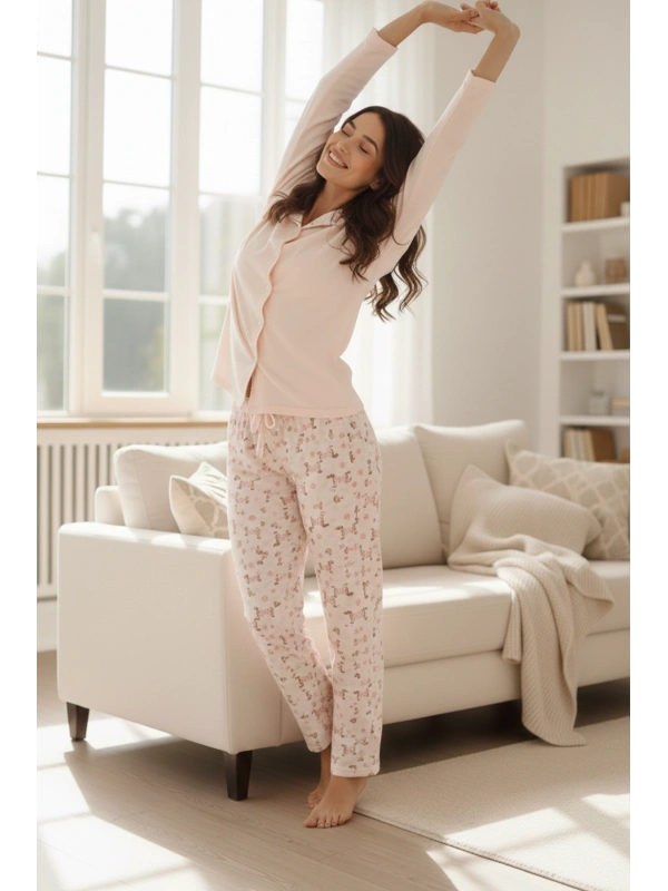 Kadın Yavruağzı Leopar Desenli Düğmeli Yaka Pijama Takımı - 3