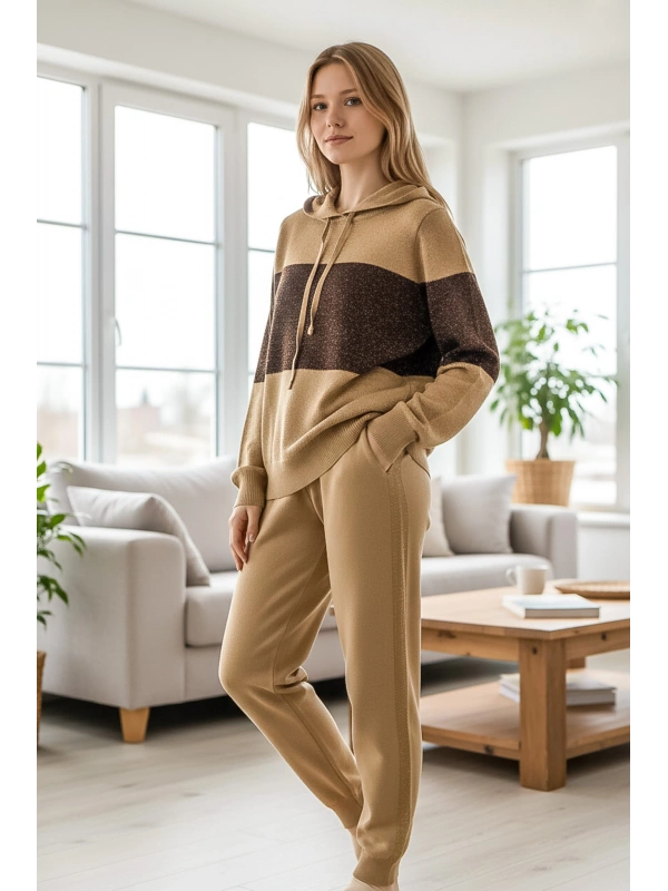 Kapüşonlu Triko Kazak & Pantolon Takım