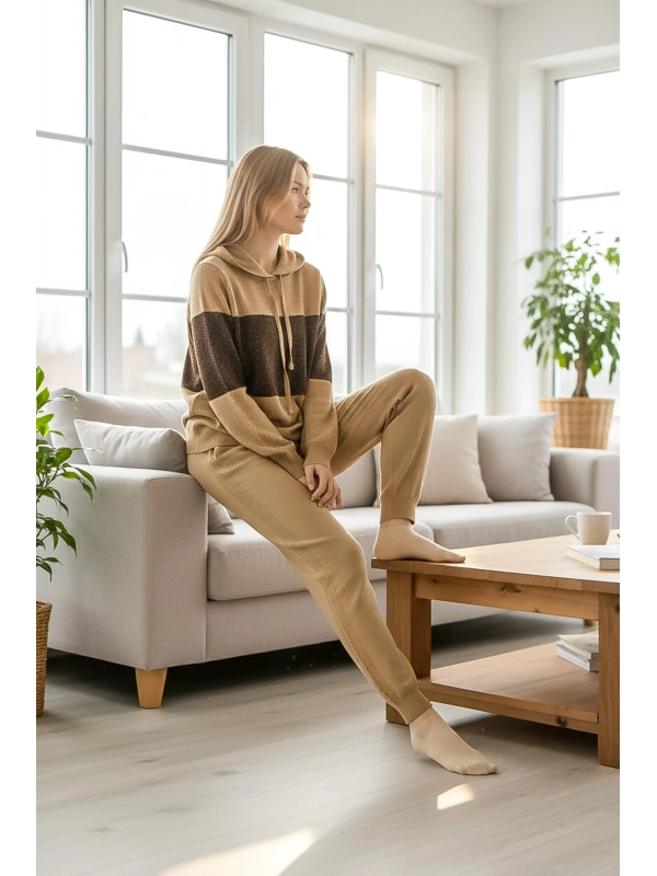 Kapüşonlu Triko Kazak & Pantolon Takım