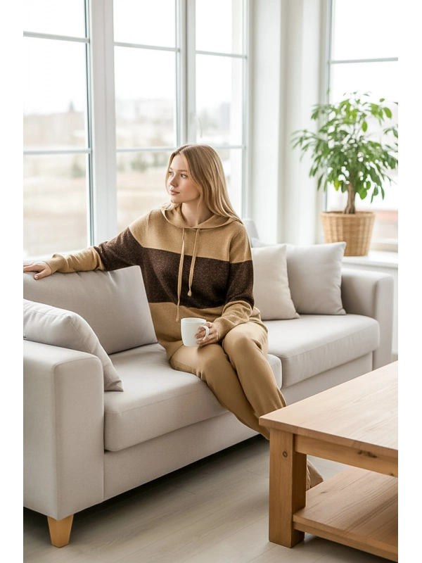 Kapüşonlu Triko Kazak & Pantolon Takım