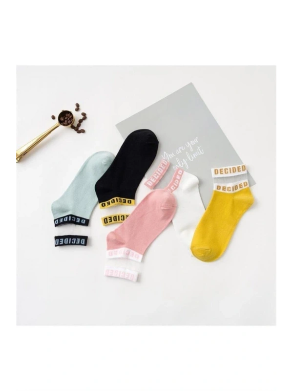 5 Çift Kadın Desenli Tül Çorap