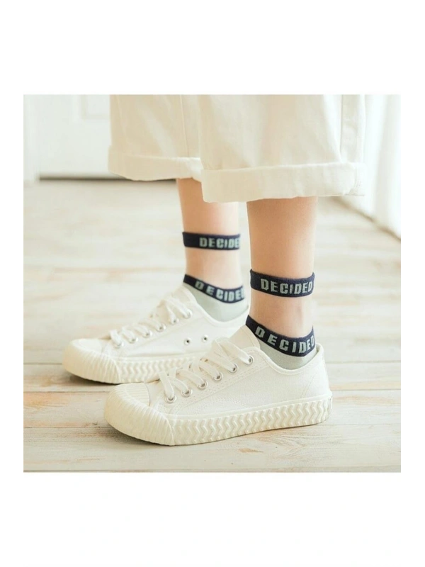 5 Çift Kadın Desenli Tül Çorap