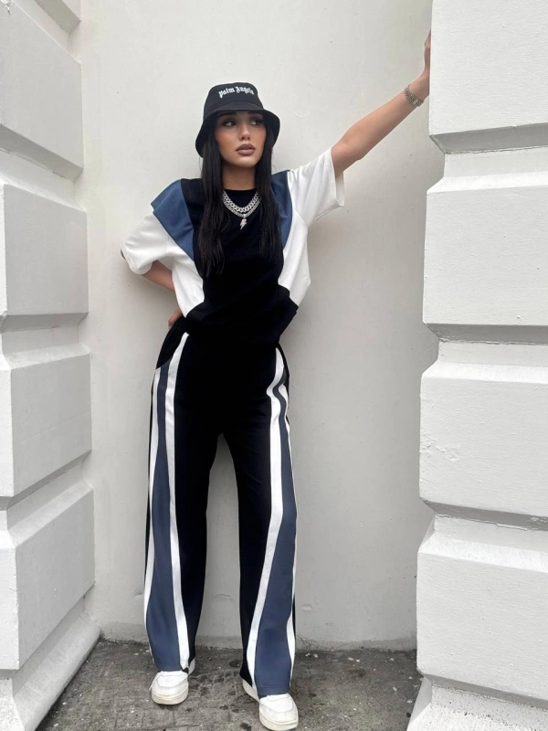 Renk Bloklu Oversize Tişört ve İspanyol Paça Eşofman Takımı