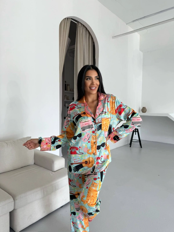 Saten Karışımlı İllüstrasyon Desenli Pijama Takımı - Turkuaz