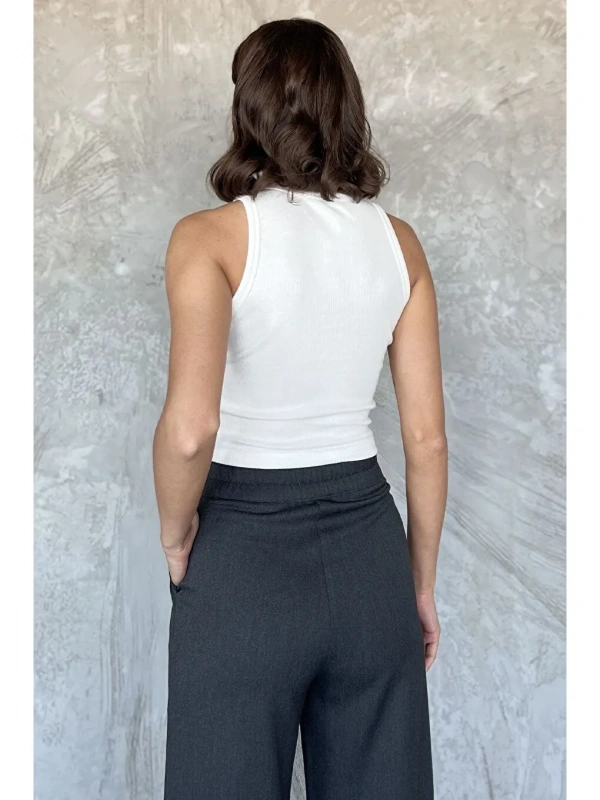 Taş İşlemeli Fitilli Beyaz Crop Atlet