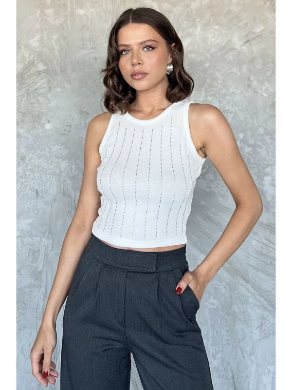 Taş İşlemeli Fitilli Beyaz Crop Atlet