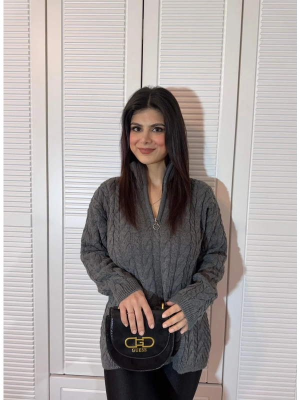 Dik Yaka Fermuarlı Saç Örgü Desenli Oversize Triko Kazak