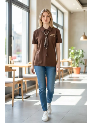 Nakış Detaylı Kahverengi Polo Yaka Kadın Tişört