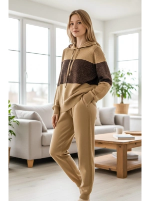 Kapüşonlu Triko Kazak & Pantolon Takım
