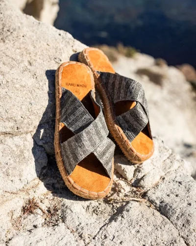 Zeta Gri Çizgili Çapraz Keten Erkek Terlik