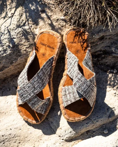 Zeta Gri Çizgili Çapraz Keten Erkek Terlik