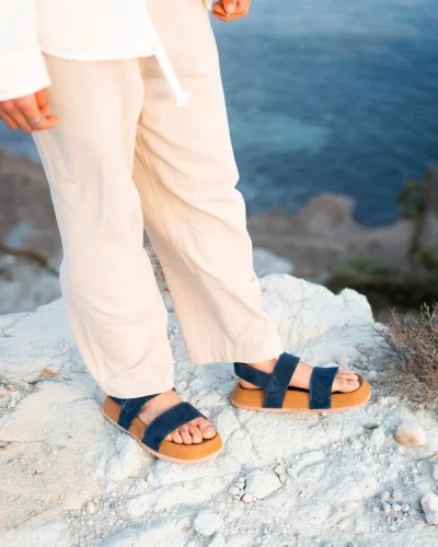 Farah Hakiki Deri Lacivert Hafif Taban Sandalet